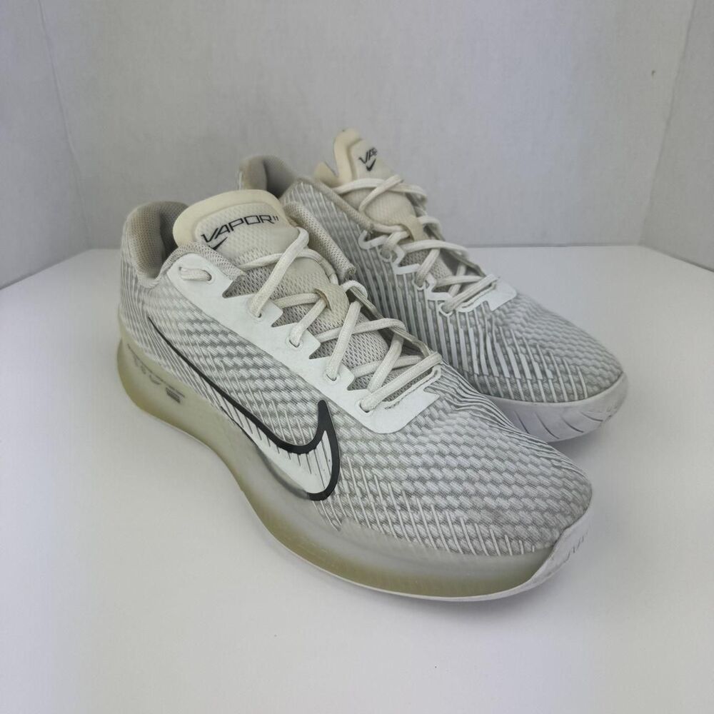 NikeCourt Air Zoom Vapor 11 HC Womens 10.5 White Black Tennis Shoes DR6965-100